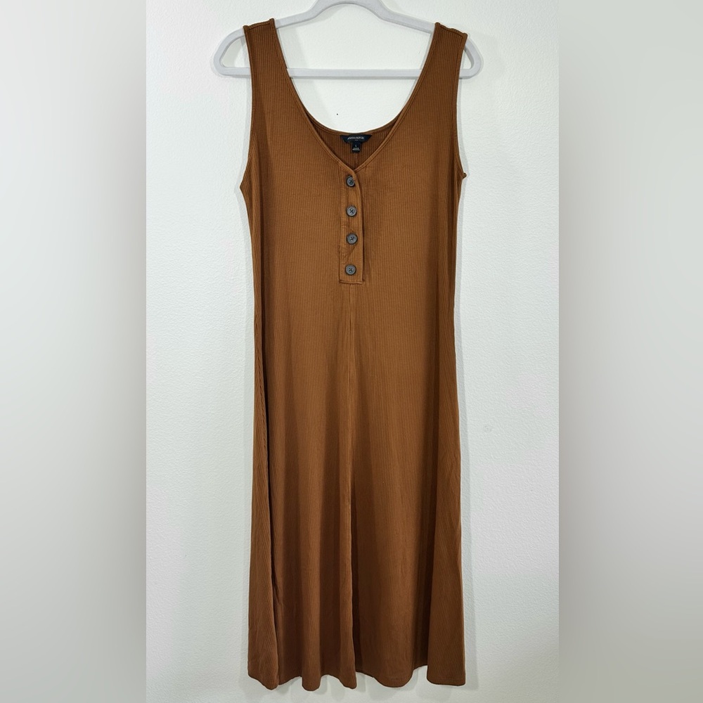 Banana Republic Ribbed Midi Dress Minimalist Capsule Wardrobe Sleeveless